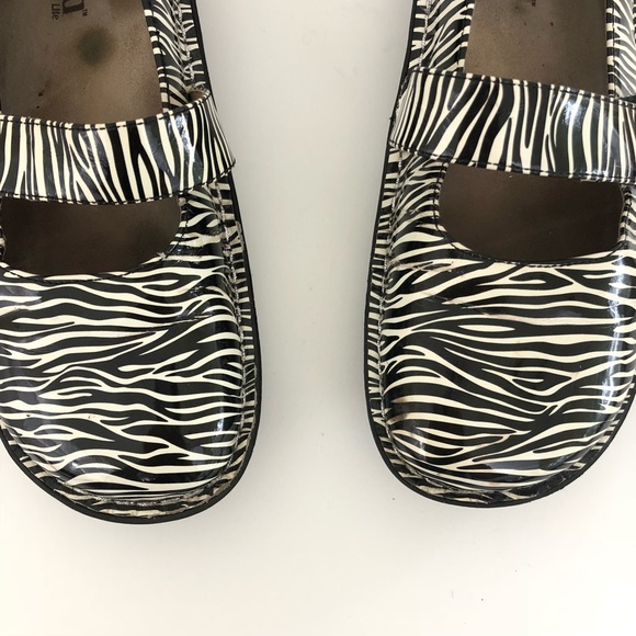 Alegria Shoes Alegria Zebra Patent Leather Feliz